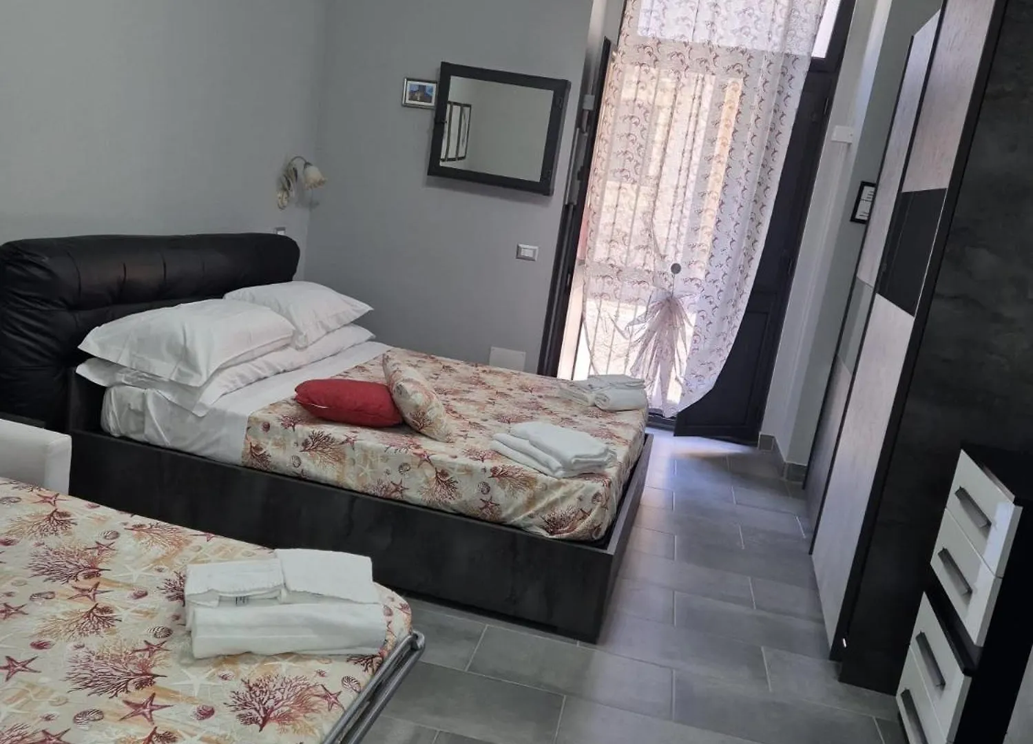 Queen'S Apartament Catania Apartment